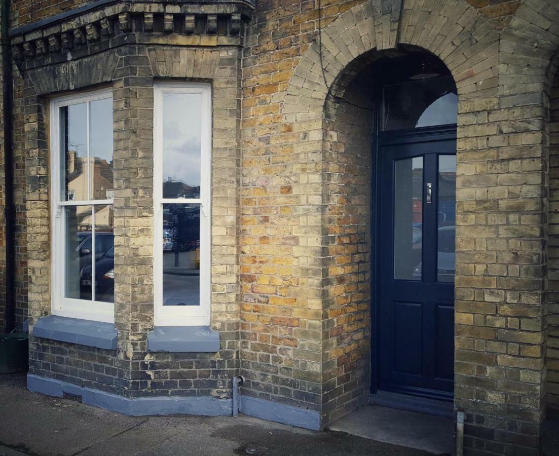 The Space At 8, Garden Flat Close To Town & Beach Whitstable Exteriör bild